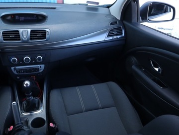 Renault Megane III Grandtour Facelifting 2013 Energy TCe 115KM 2015 Renault Megane 1.2 TCe, Salon Polska, VAT 23%, zdjęcie 7