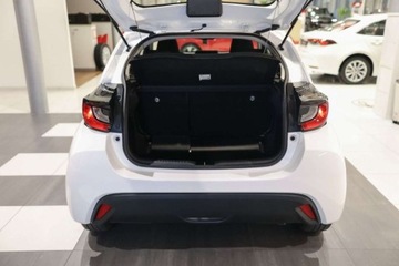 Toyota 2024 Toyota Yaris 1.5 Comfort 1.5 Benzyna 125KM, zdjęcie 21
