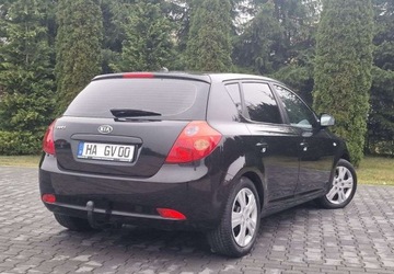 Kia Ceed I Hatchback 1.4 109KM 2008 Kia Ceed 1.4 Comfort, zdjęcie 13