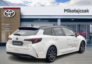 Toyota Corolla XII TS Kombi Facelifting 2.0 Hybrid Dynamic Force 196KM 2025 Toyota Corolla 2.0 Hybrid GR Sport Dynamic VAT 23 1 wlasciciel Bezwypad, zdjęcie 2