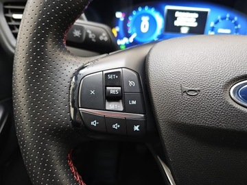 Ford Kuga III SUV 1.5 EcoBoost 150KM 2021 Ford Kuga 1.5 EcoBoost FWD ST-Line, zdjęcie 16
