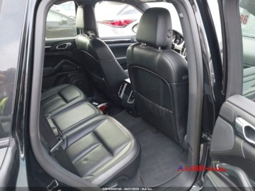 Porsche Cayenne III 2018 Porsche Cayenne 2018 3.6L V-6 AWD 3.6 Benzyna 300KM, zdjęcie 18