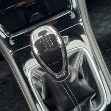 Opel Astra J GTC 1.4 Turbo ECOTEC 140KM 2016 Opel Astra K 1.4 Turbo Cosmo, zdjęcie 33