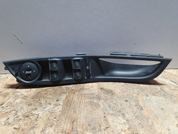 PRZEŁĄCZNIK SZYB LEWY FOCUS MK3 AM5T-14A132-CA