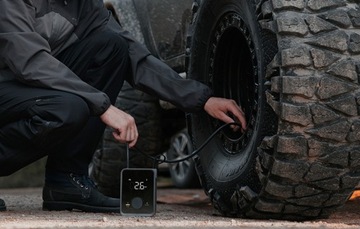 UNIWERSALNY MINI KOMPRESOR HOTO POMPKA DO OPON SAMOCHODOWA ROWEROWA 10.8V