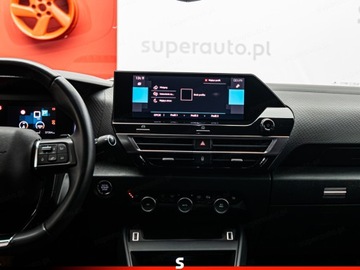 Citroen C4 III SUV 1.2 PureTech 130KM 2022 Od ręki - Citroen C4 1.2 PureTech Shine S&amp;S EAT8 Crossover 130KM 2022, zdjęcie 16