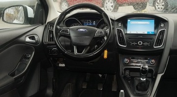 Ford Focus III Kombi Facelifting 1.0 EcoBoost 125KM 2018 FORD FOCUS IV KOMBI 1.0 125 KM / ZADBANY /, zdjęcie 25