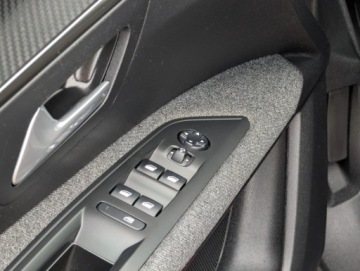 Peugeot 3008 II Crossover 1.6 BlueHDi 120KM 2018 Peugeot 3008 Ledy Tempomat Alu 2x Komplet opon Serwis Gwarancja 1.6 Diesel, zdjęcie 12