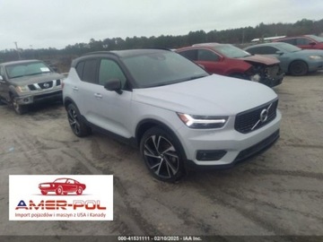 Volvo XC40 Crossover 2.0 T5 247KM 2020 Volvo XC 40 T-5 r-design 2.0 Benzyna 248KM