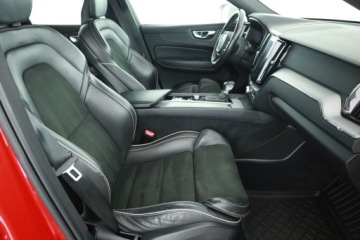 Volvo XC60 II Crossover D4 190KM 2019 Volvo XC60 D4, Salon Polska, 187 KM, Automat, zdjęcie 6