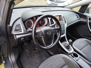 Opel Astra J Sports Tourer Facelifting 1.4 Turbo ECOTEC 120KM 2014 Opel Astra 1.4 Turbo Energy 120KM 2014r, zdjęcie 8