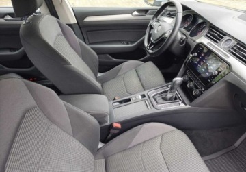 Volkswagen Arteon Fastback 2.0 TSI 190KM 2020 Volkswagen Arteon Essence Pakiety, FV 23, ACC, GPS, Kamera cofania, Keyle, zdjęcie 15