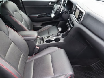 Kia Sportage IV SUV Facelifting 1.6 T-GDI 177KM 2018 Kia Sportage 1.6 T-GDI, Salon Polska, Serwis ASO, zdjęcie 8