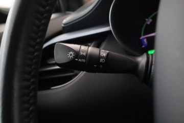 Toyota C-HR I Crossover Facelifting 1.8 Hybrid 122KM 2020 Toyota C-HR 1.8 Hybrid, Salon Polska, zdjęcie 20