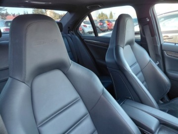 Mercedes Klasa C W204 Limuzyna AMG 63 AMG 457KM 2010 Mercedes-Benz Klasa C C63 AMG Europa Bezwypadek Serwis Import Japonia 6.2, zdjęcie 17