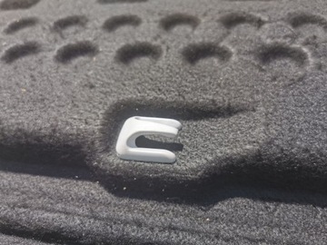 OCTAVIA II VRS HB POLIČKA KUFRU 1Z5867769