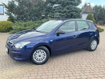 Hyundai i30 I Hatchback 1.4 109KM 2008 Hyundai i30 1.4 109KM Klima Tablet Kamera cofania GPS Sprawdz 1.4, zdjęcie 10