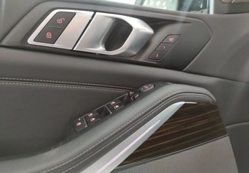 BMW X5 G05 SUV 3.0 30d 286KM 2023 BMW X5 Salon Polska idealny radary 3.0d 3.0 Diesel 285KM, zdjęcie 13