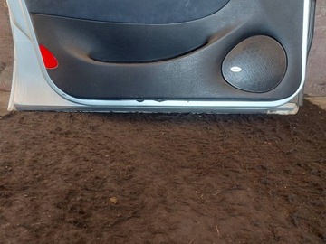 DVEŘE KOMPLETNÍ LEVÝ PŘEDNÍ LANCIA LYBRA I