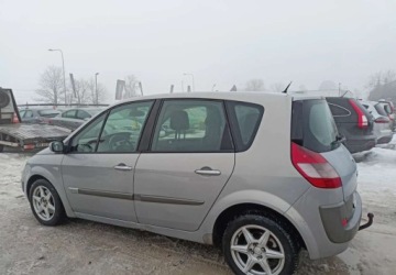 Renault Scenic II 2.0 i 16V 136KM 2004 Renault Scenic Renault Scenic 2.0 Benzyna 135KM, zdjęcie 2