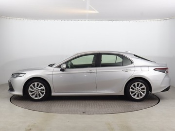 Toyota Camry IX Sedan 2.5 Hybrid Dynamic Force 218KM 2021 Toyota Camry 2.5 Hybrid, Salon Polska, zdjęcie 2