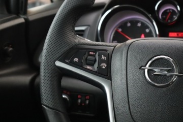 Opel Astra J GTC 1.6 CDTI Ecotec 110KM 2015 Opel Astra 1.6 CDTI, Salon Polska, Klima, zdjęcie 15