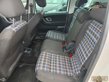 Skoda Roomster Mikrovan Facelifting 1.2 TSI 105KM 2012 Skoda Roomster 1,2 tsi DSG klimatronik alu pdc grzeane fotele zarejestrowa, zdjęcie 12