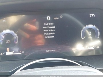 Jeep Grand Cherokee V 2024 Jeep Grand Cherokee L ALTITUDE, 2024r., 3.6L 3.6 Benzyna 293KM, zdjęcie 10