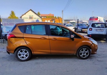 Ford B-MAX 1.0 EcoBoost 100KM 2016 Ford B-MAX 2016r, 1.0 Benzyna. Uszkodzony przod i lekko tyl . Benzyna