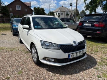 Skoda Fabia III Kombi Facelifting 1.0 TSI 95KM 2021 Skoda Fabia 1.0 Tsi 95 KM AMBITION BEZWYPADKOWY Benzyna 95KM, zdjęcie 17
