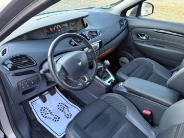 Renault Grand Scenic II Grand Scenic 2013 Energy dCi 130KM 2015 Renault Grand Scenic Rodzinny Grand Scenic 1.6D.130KMKamera Parktroniki Le, zdjęcie 16