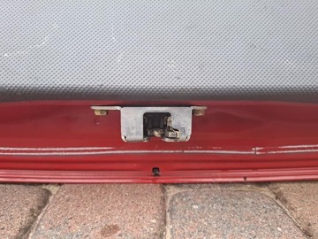 ZADNÍ VÍKO KUFRU DAIHATSU YRV DEMONTÁŽ KOMPLETNÍ ČERVENÁ