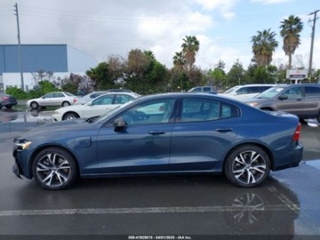 Volvo S60 III 2022 Volvo S60 2022r., 4x4, 2.0L 2.0 Hybryda Plug-in 313KM, zdjęcie 5