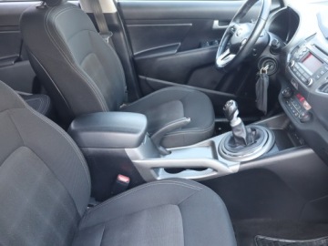 Kia Sportage III SUV Facelifting 1.6 GDI 135KM 2014 Kia Sportage 1.6 GDI, Salon Polska, Klima, zdjęcie 8