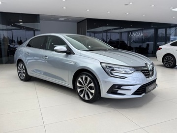 Renault Megane IV GrandCoupe Facelifting 1.3 TCe 140KM 2022 Renault Megane Intens / Ambiente / Kamera cofania, zdjęcie 4