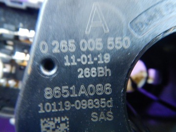 LANCER VIII SEDAN PŘEPÍNAČ KOMBINOVANÝ 8600A200