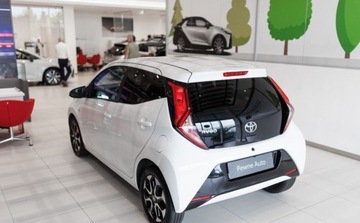 Toyota Aygo II Hatchback 3d Facelifting 1.0 VVT-i 72KM 2019 Toyota Aygo 1.0 VVT-i X-play Benzyna 72KM, zdjęcie 8