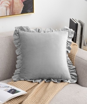 БАРХАТНАЯ НАВУШКА 40х40 С ЗАГАДКОЙ, ПЛЮШЕВЫЙ БАРХАТ, НАВОЛОЧКА ЦВЕТ: СВЕТЛО-БЕЖЕВЫЙ