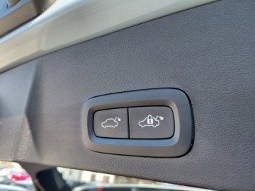 Volvo XC40 Crossover 2.0 T5 247KM 2019 Volvo XC 40 Full Opcja Kamera 360 4x4 Full LED Harman Kardon 2.0 Benzyna, zdjęcie 24