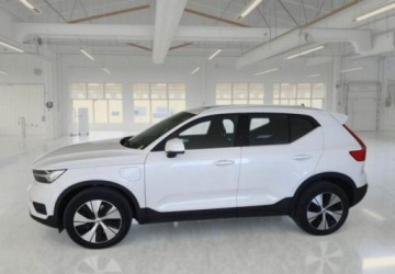 Volvo XC40 Crossover Plug-In 1.5 T5 Plug-in Hybrid 262KM 2020 Volvo XC 40 Plug-In T5 Navi Virtual Parktronic Tempomat Sport FV23, zdjęcie 5