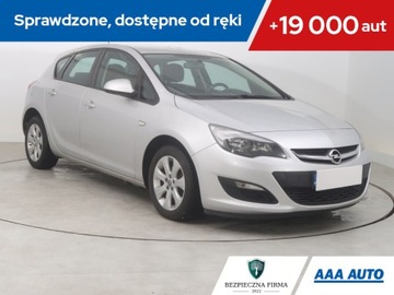 Opel Astra J GTC 1.4 Turbo ECOTEC 140KM 2015 Opel Astra 1.4 T, Salon Polska, Automat, Klima