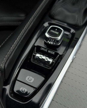 Volvo XC90 II SUV 2.0 D5 235KM 2016 Volvo XC 90 2,0 235 KM AWD Inscription Geartronic 2.0 Diesel 235KM, zdjęcie 16