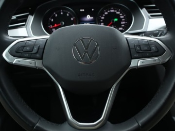 Volkswagen Passat B8 Variant Facelifting 1.5 TSI EVO 150KM 2023 VW Passat 1.5 TSI, Salon Polska, 1. Właściciel, zdjęcie 18