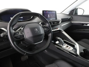 Peugeot 3008 II Crossover 1.2 PureTech 130KM 2019 Peugeot 3008 Automat Virtual Navi Kamera cofania, zdjęcie 13