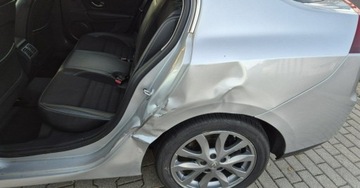 Renault Laguna III Hatchback Phase II 1.5 dCi eco2 110KM 2014 Renault Laguna Lifting 1.5 dCi 110KM LIMITED Alu Nawigacja Xenon 1.5 Diesel, zdjęcie 19