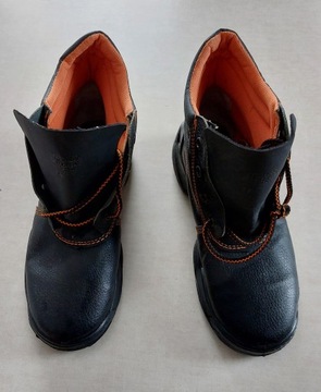 BUTY ROBOCZE TYPU TRZEWIK 41