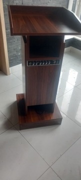 Престижная кафедра со звуковой системой