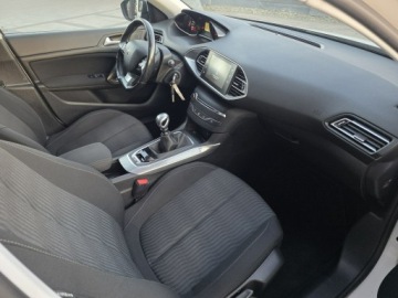 Peugeot 308 II SW 2.0 BlueHDi 150KM 2014 Peugeot 308 SW stan BDB /świeży rozrząd + olej/, zdjęcie 4