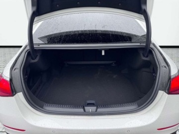 Mercedes Klasa E W214 Sedan 2.0 200 204KM 2025 Mercedes-Benz Klasa E E 200 4MATIC AMG Panorama Burmester Kamera 360, zdjęcie 15