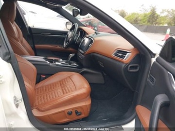 Maserati Ghibli III 2019 Maserati Ghibli 2019r, S Q4, Gransport, 3.0L, 4x4 3.0 Benzyna 424KM, zdjęcie 9